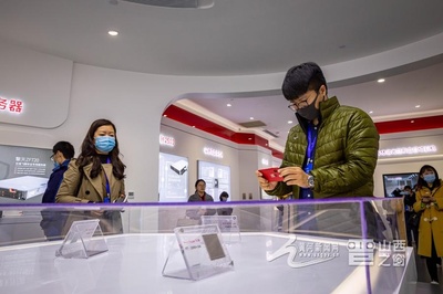 18秒生產一臺電腦？“智能云”工廠創造光速奇跡